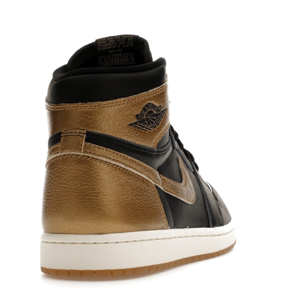Jordan 1 Retro High OG - Picture 10 of 14